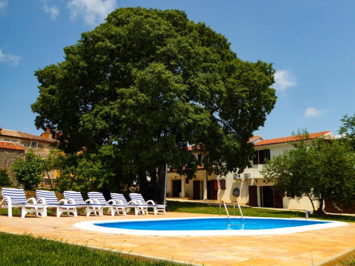 KaštelirCasa Istriana Nona Pina别墅 外观 照片